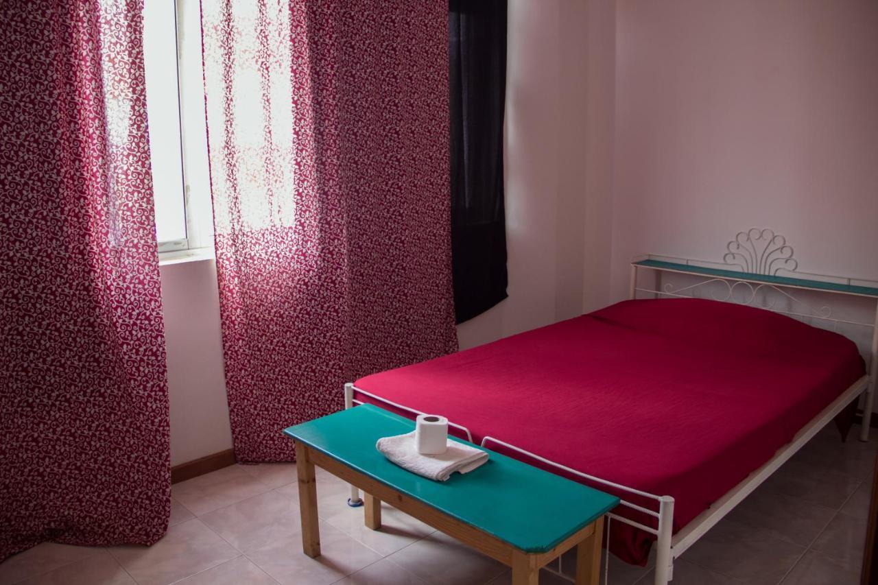 Simabo'S Backpackers' Hostel منديلو المظهر الخارجي الصورة